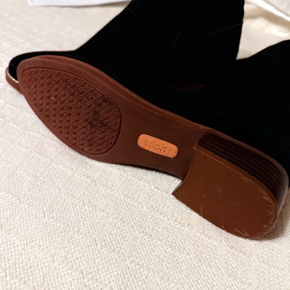 8.5 EUC Blk Lucca suede boots - Picture 7 of 12